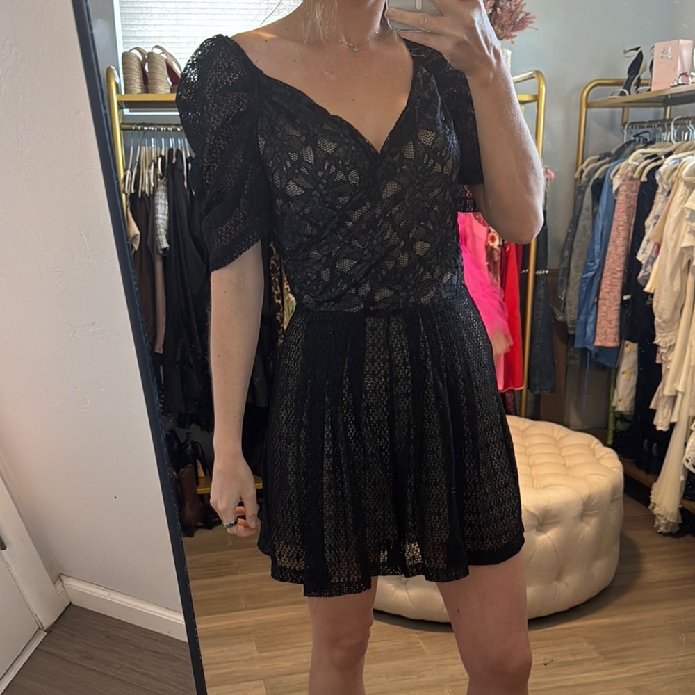 Elegant Black Lace Dress
